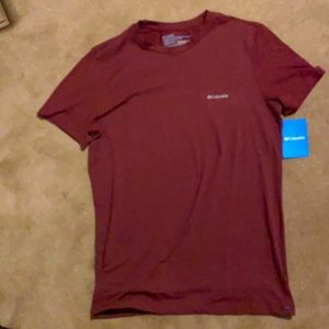 NWT COLUMBIA Small Men’s Short-Sleeve Columbia Tee